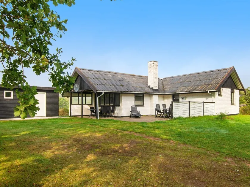 4 stjernet sommerhus i Knebel - Image 1