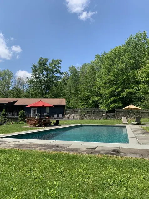 Peaceful and Private Setting - Image 1