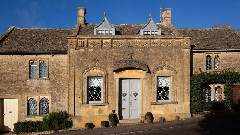 Pineapple Spa Cottage, Lower Swell - sleeps 4 guests  in 2 bedrooms - Image 1