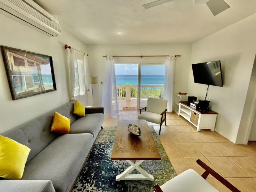 Clearview Villas (LOWER): Casual, Bright, Steps from Sea, Great for families! - Image 1