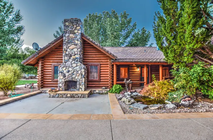 Working Ranch Cabin Getaway with Pool and Spa - Image 1
