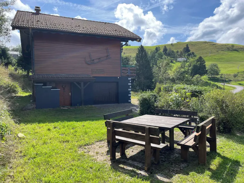 Chalet Les Sapins - Image 1