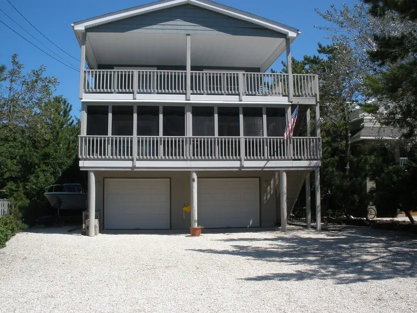 Historic District Ocean Block Lbi Duplex med gratis spårvagn till stranden - Image 1