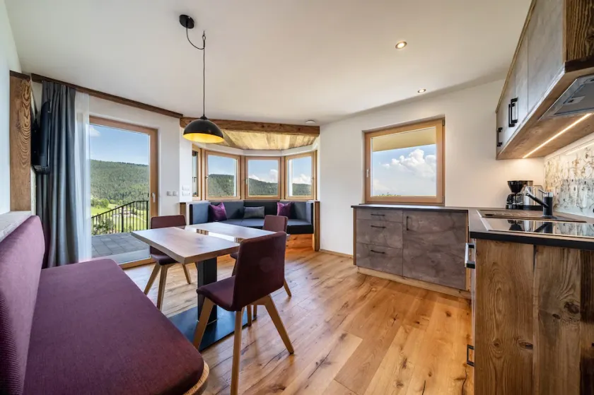 Apartamento 'Haughof - Blumenwiese' com vista para a montanha, Wi-Fi e varanda, localização tranquila - Image 1