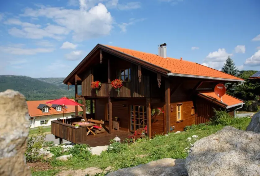 quiet holiday home at the Bavarian Forest National Park with sauna - Image 1