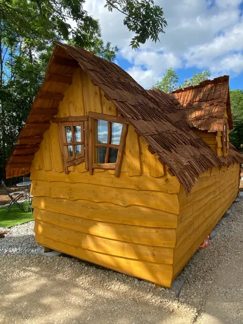 Enchanted cabin with shared pool/SPA and optional Kota grill - Image 1