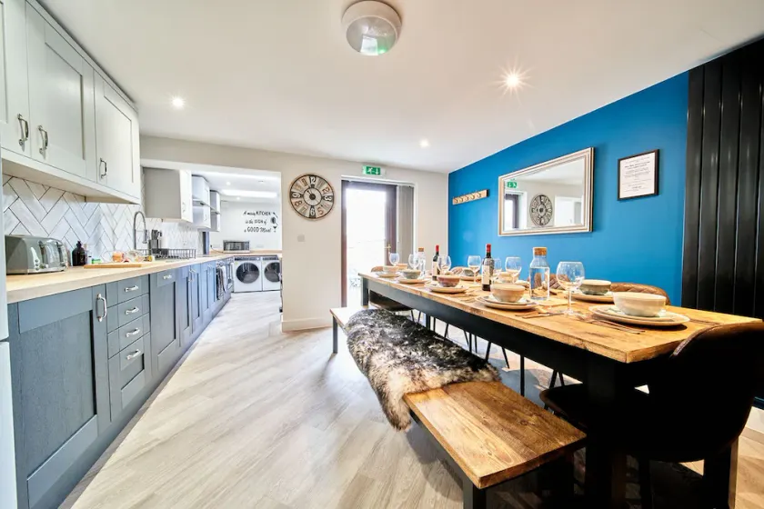 Belfry House A spacious and modernised Victorian terrace house for larger groups - Image 1