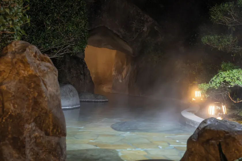Fuefukigawa Onsen Zabo - Image 1