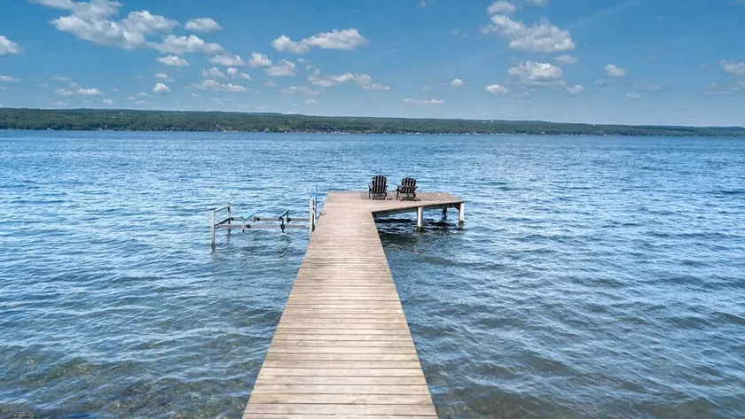Lolly's Cottage - En Privat Seneca Lake Experience! - Image 1