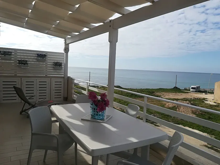 Sea View Holiday Casa entre os locais de \"Montalbano\" - Image 1