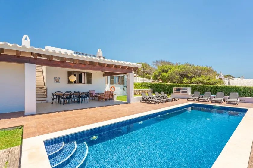 Modern Holiday Home \"Bini Nura\" with Sea View, Wi-Fi, Garden & Pool - Image 1