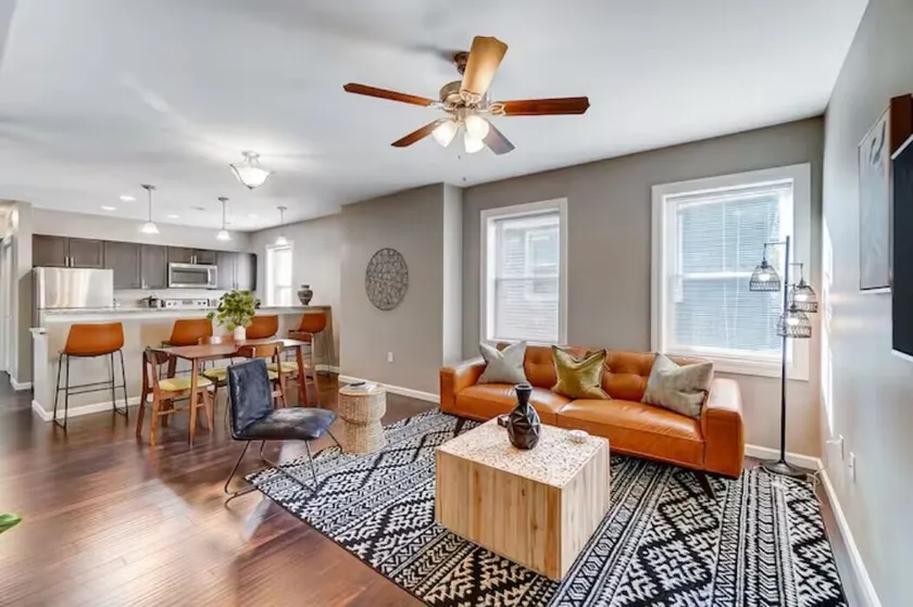 Oakley Square 2BR Condo-Walkable with Free Parking - Image 1