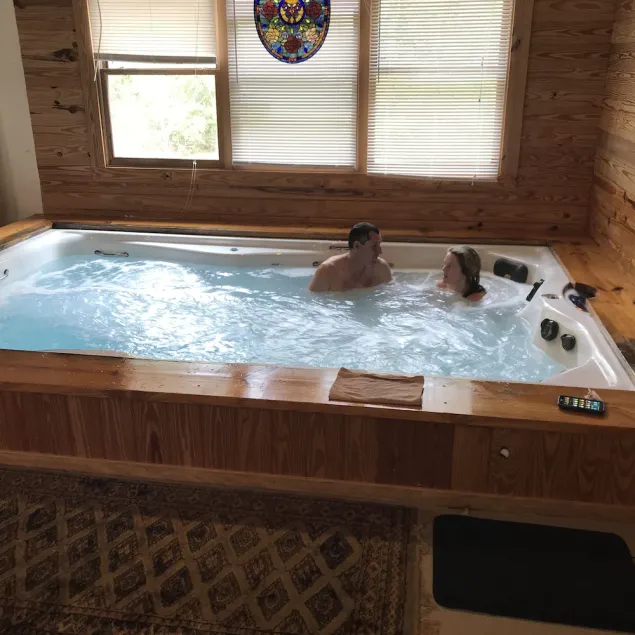 45%  off at  booking! Cabin! Plus, JACUZZI SAUNA GYM!  YOURS ONLY! 2-day min - Image 1