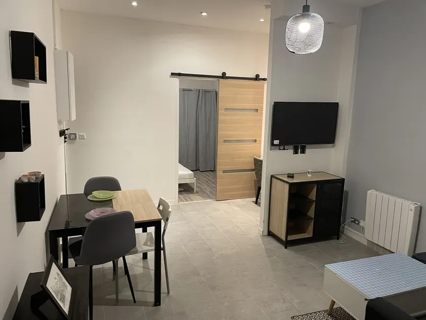 Appartement au Pied de la Gare - Image 1