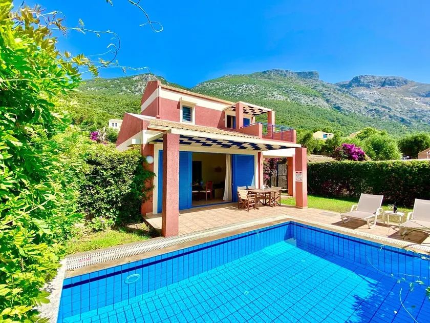 Villa accogliente e familiare con terrazza, giardino e piscina privata | Spiaggia nelle vicinanze - Image 1