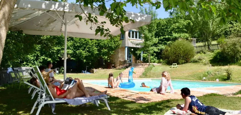 Gite de Groupe 400 m2 BRUNIQUEL 15- 19 persons - Image 1