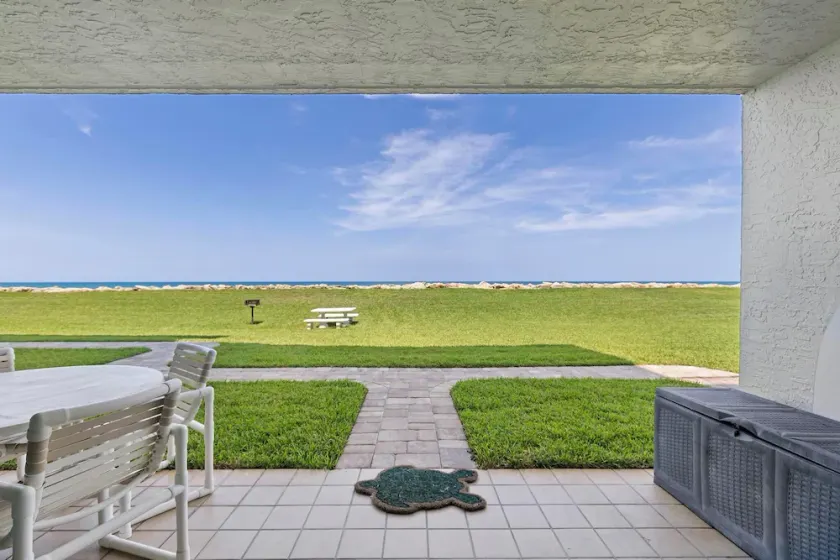 🌊Oceanfront Groudfloor Condo-Chadham by the Sea 118🌊 - Image 1