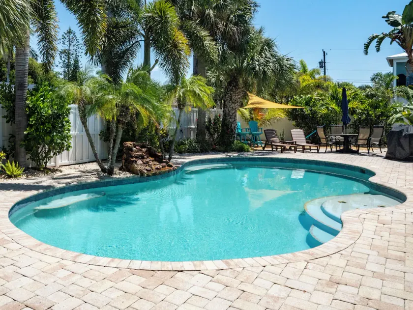 SS Salamander North · Pool & Fire Pit · Beach - Image 1