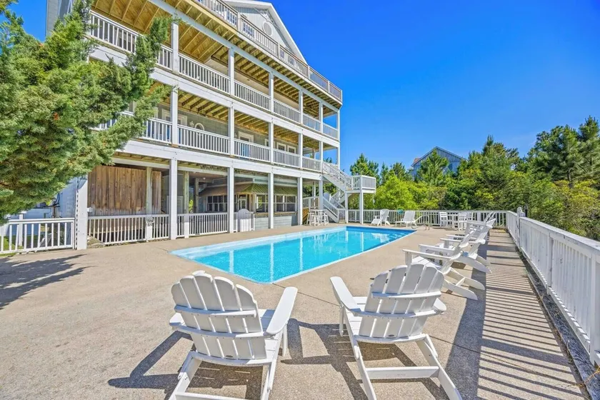 Soundside Dog Friendly w/ Pool, Elevator, Hot Tub, Game and Theater Rooms - Image 1
