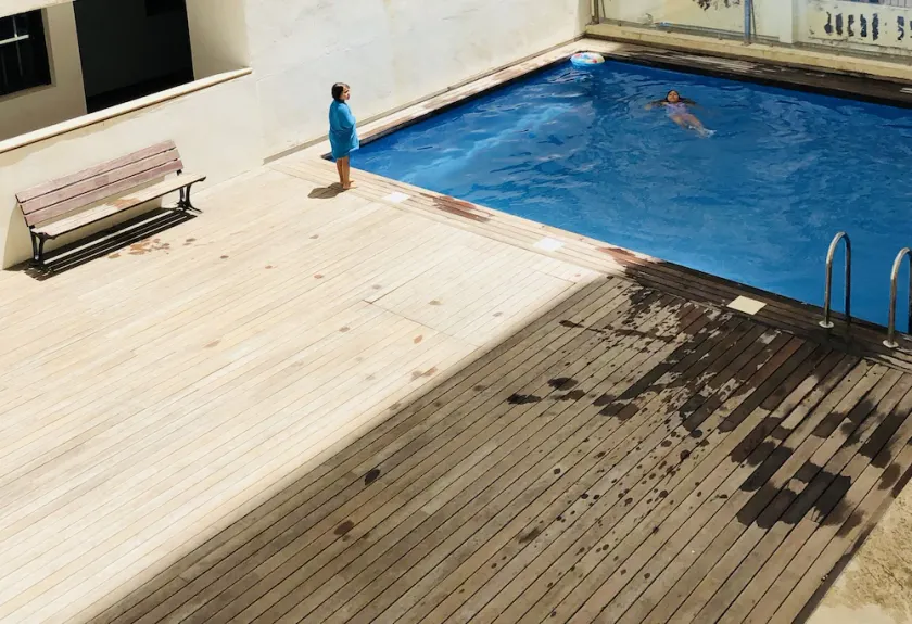 Apartment on the Corniche Swimming pool in modern residence - Image 1