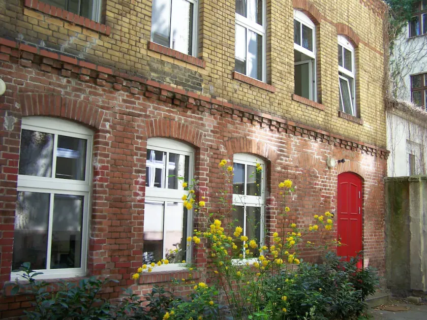 2-Floor Apt w/ Separate Entrance Right in the Heart of Kreuzberg! - Image 1