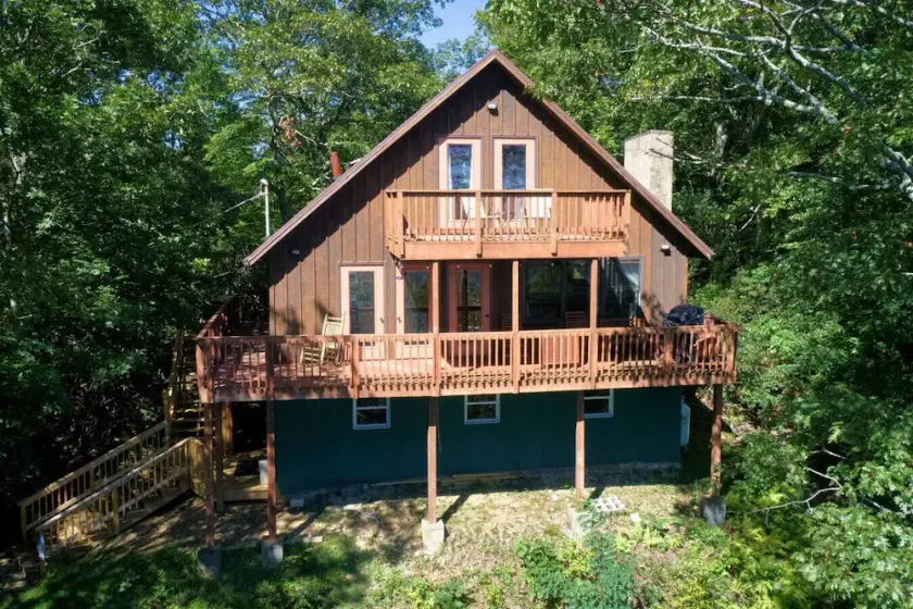 Pontificator's Perch Cabin by Buffalo Mtn Getaway - Image 1