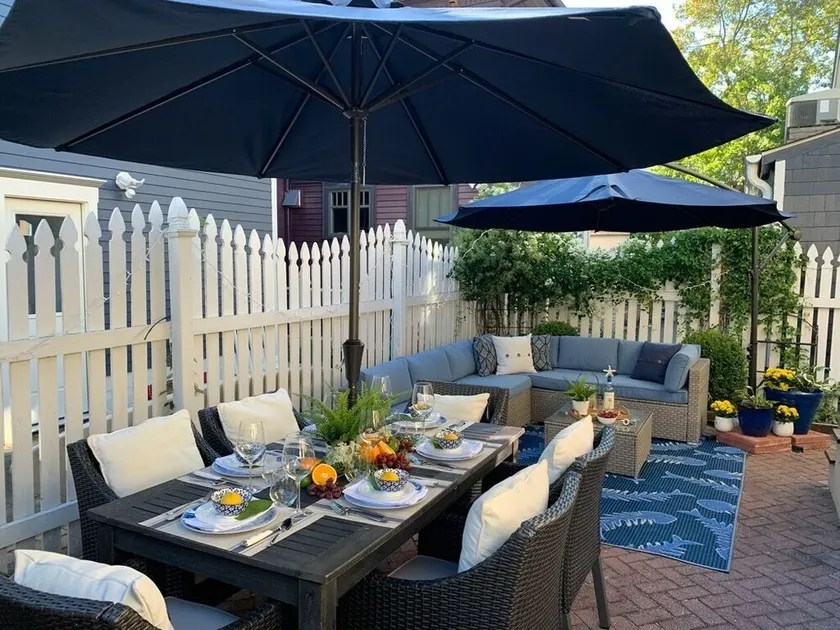 This Stylish Beach Charmer Has it All! 1 Block to the Beach, Shopping & Dining! - Image 1