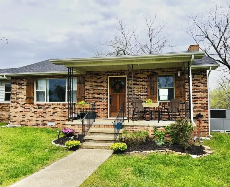 Private & Cozy Ozark Mnt Cottage near BNR, Jasper, Boxley HRSN & hiking.  VIEW - Image 1