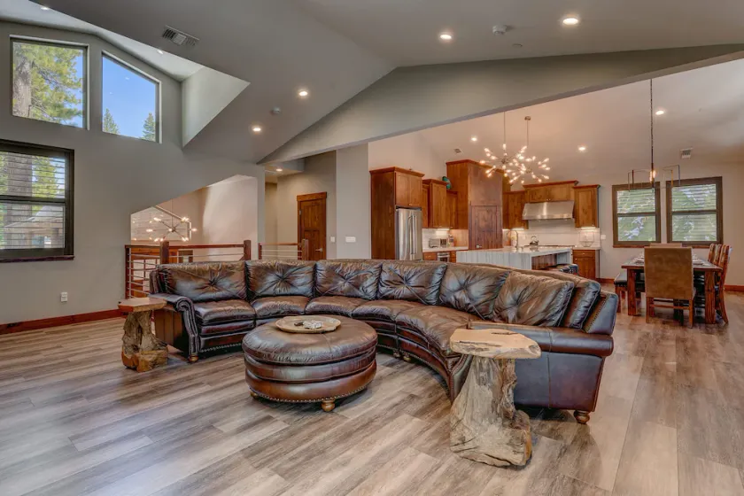 Arcades, Sauna, Spa, Pool Table, Dreamy Chefs Kitchen: The Lodge - Image 1