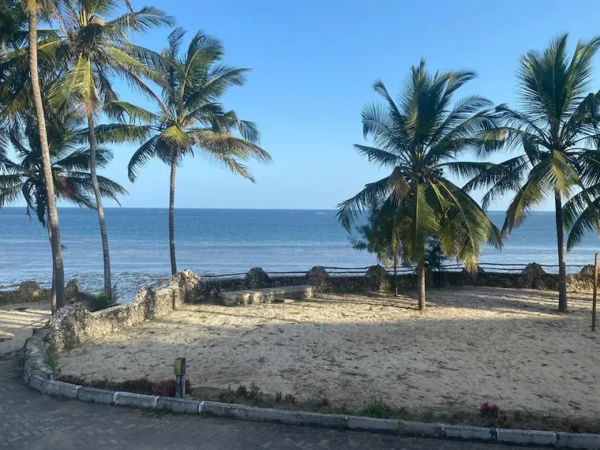 2 bedroom apartment serena beach - Image 1