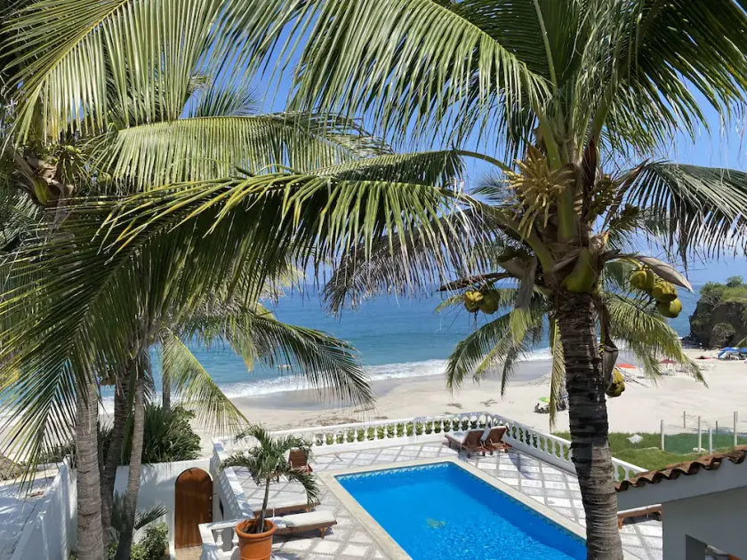Casa Serena - Stunning Beachfront Villa Near Four Seasons - Image 1