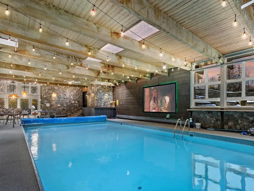 Wooded Hills/Indoor Pool/Hot Tub/Arcade - Image 1