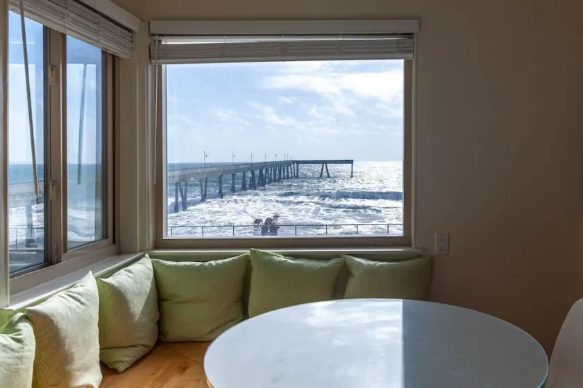 Beachfront Ocean Views 20 Mins to SF! - Image 1