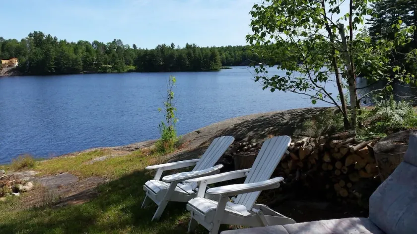 Muskoka Lakefront Private Escape - Image 1