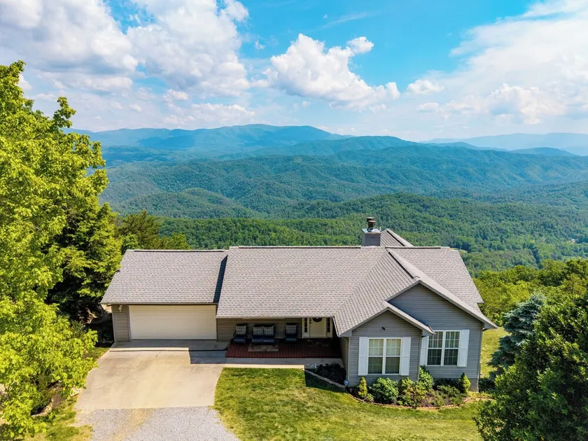 Vues paradisiaques sur les Great Smokey Mountains! - Image 1