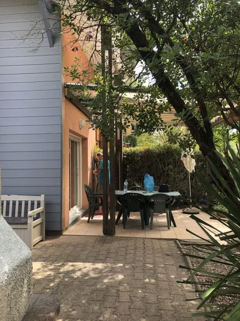 Maison de vacances près du lac, terrasse couverte et jardin clos - Image 1