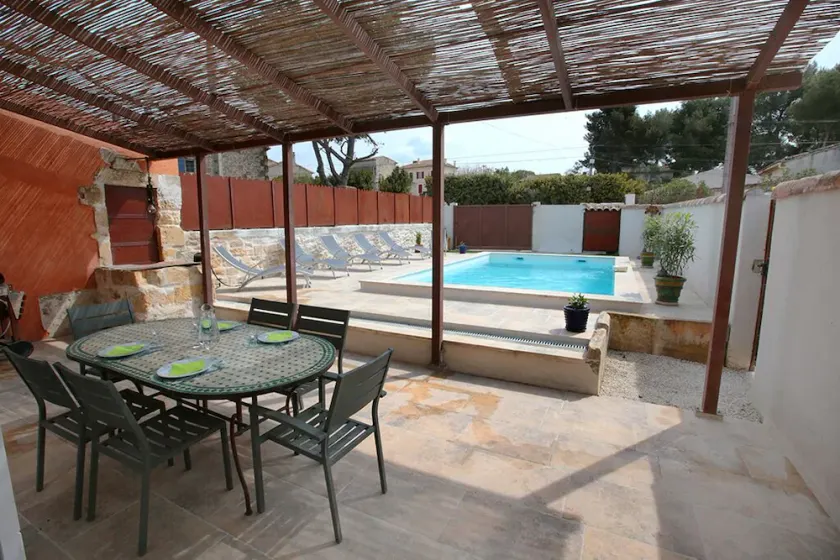 SPACIOUS HOUSE 5 MINUTES WALK FROM THE VILLAGE SWIMMING POOL COMFORT, CALM - Image 1