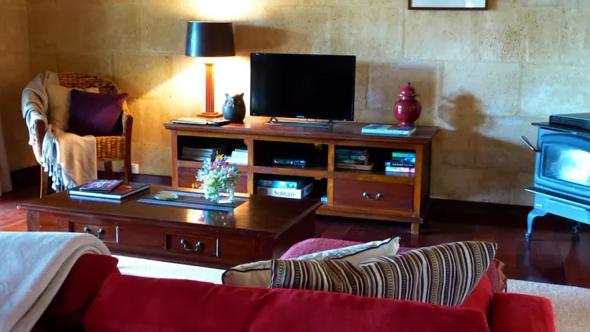 Kangaroo Creek Forest Grove Chalets - Image 1