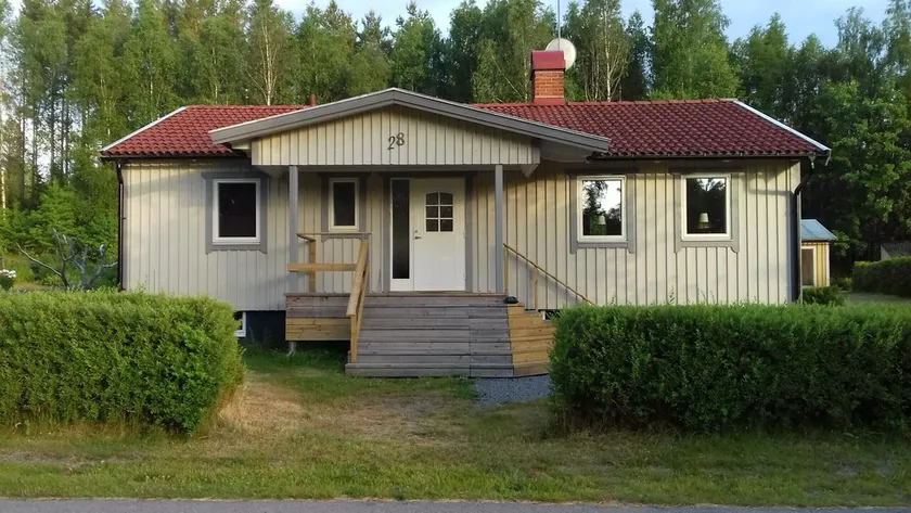 Cosy renovated holiday home in Småland - Image 1