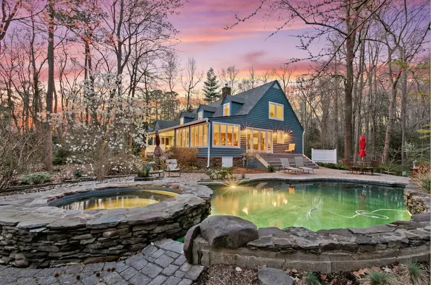Waterfront Paradise with Pool & Hot Tub plus 4 King Beds & 4 Full baths - Image 1