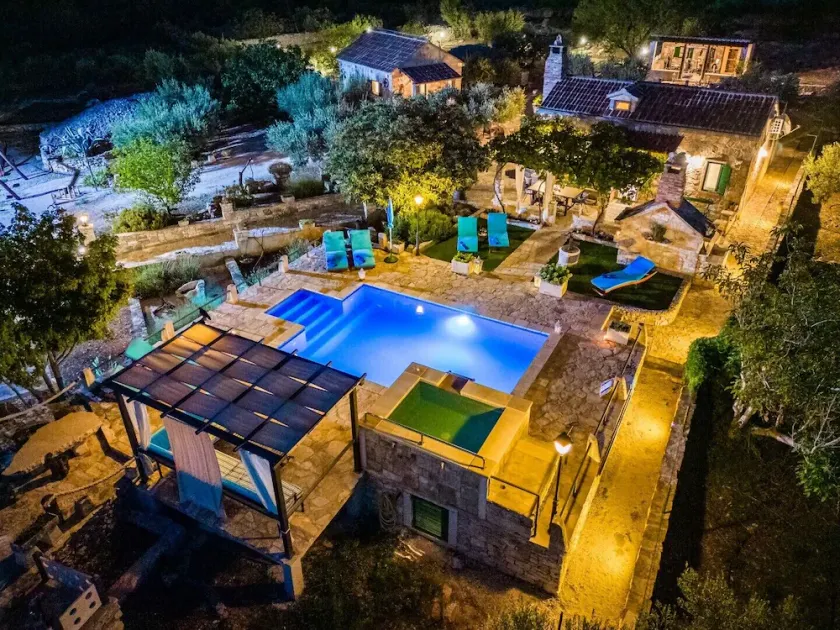 Holiday Home Gabelot - Image 1