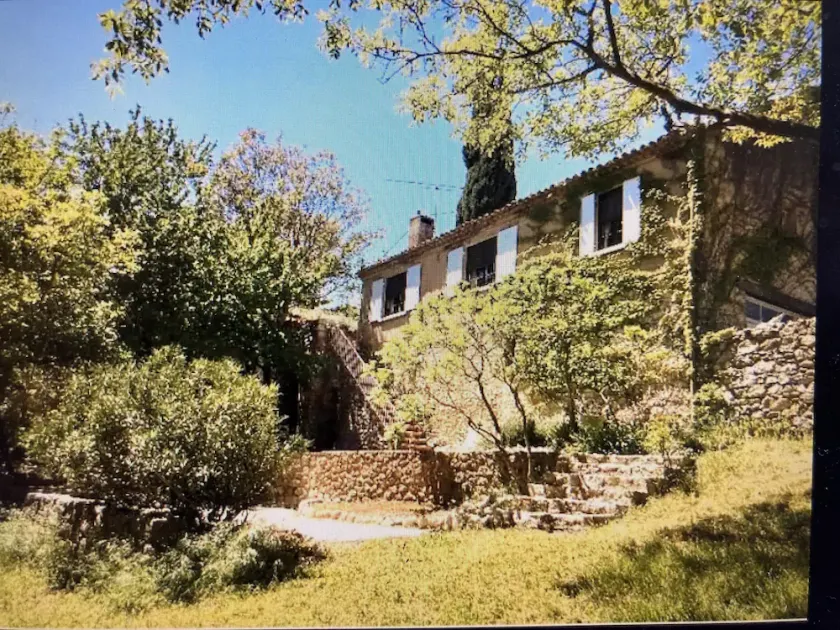 Old stone family home - Image 1