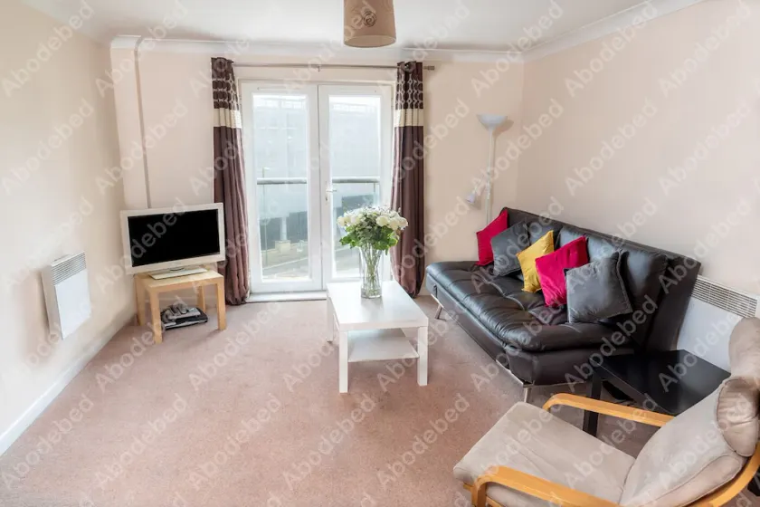 Handleys Ct, Apt 15 - 1 Bed Luxury - Image 1