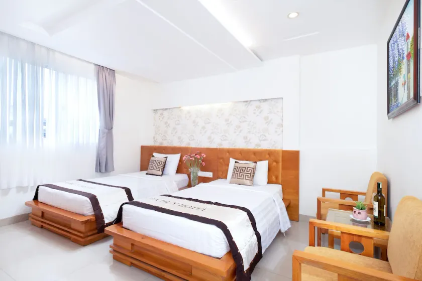 Gia Huy Hotel - Image 1