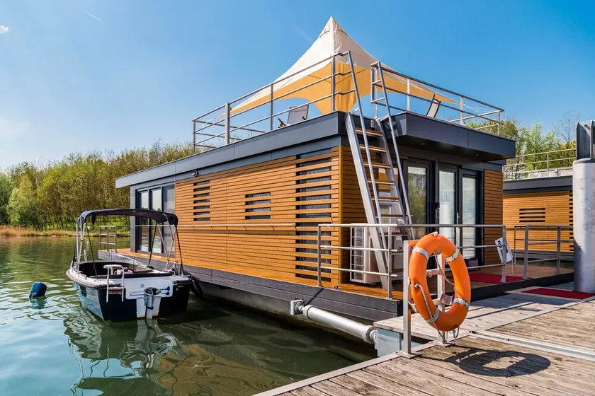 2. floating vacation home Möwe 2 - Floating vacation homes Gräbendorfer See - Image 1