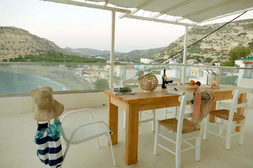 Bella Vista Matala holiday house with 3 bedrooms - Image 1