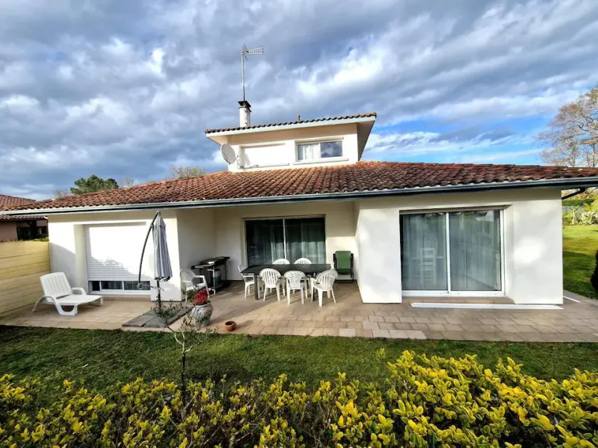 Villa dunisia - Image 1