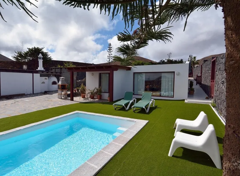 Ferienhaus Nelida mit Privatem Pool ideal für Friedens Liebhaber By PVL - Image 1