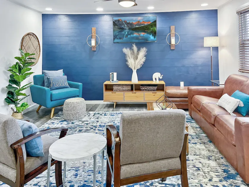 Magnolia House: Style and Comfort, Central, Eltc Fireplace, AirFryer, Full Fence - Image 1