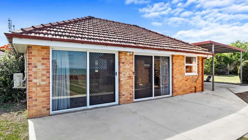 Cockatoos View - Image 1